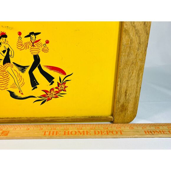 Vintage 1950s Spanish Couple Serving Tray Yellow Lap Tray Dancing Board - Picture 4 of 6